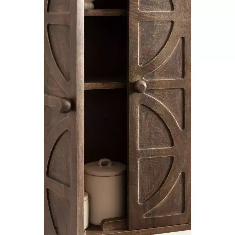 Armoire murale Galliene en bois de manguier sculpté à la main — 56 cm (L) x 71 cm (H), 3 étagères, naturel