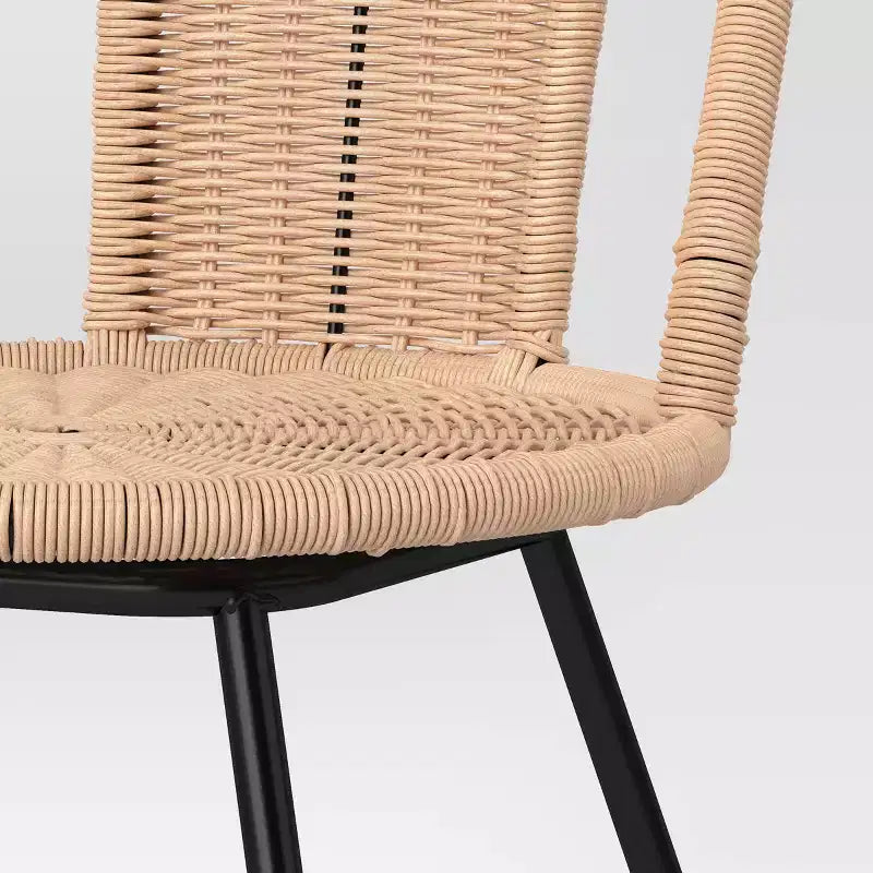Tabouret de bar 24" Olivine à dossier arrondi en rotin - Pieds en métal noir, repose-pieds, naturel