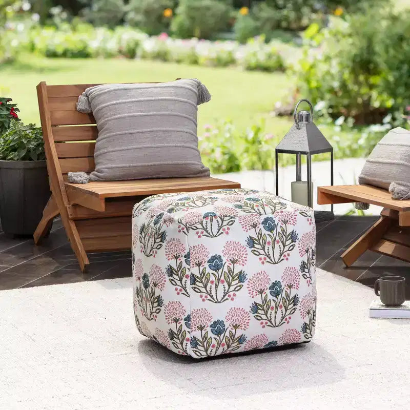 Pouf Gordes intérieur/extérieur — Rembourrage 100 % polypropylène, housse en polyester, commerce équitable