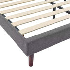 Lit plateforme rembourré Queen — Tête de lit capitonnée, Gris foncé, Aucun sommier tapissier requis